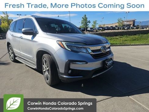 Used 2019 Honda Pilot Touring image 1