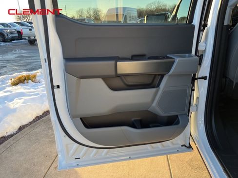 New 2025 Ford F150 XL w/ Equipment Group 103A High image 31