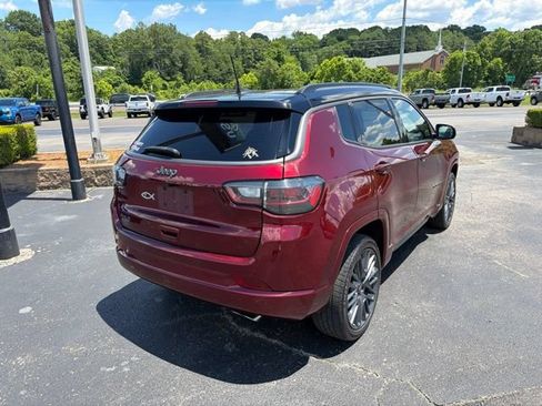 Used 2022 Jeep Compass High Altitude AWD/4WD image 5