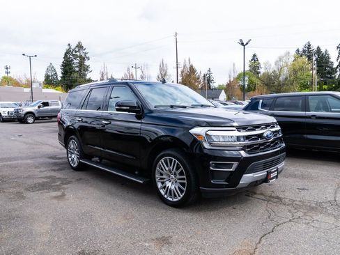 Used 2024 Ford Expedition Limited AWD/4WD image 27