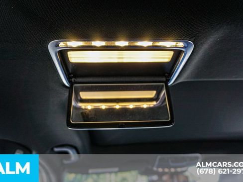 Used 2020 Mercedes-Benz S 560 Sedan image 32
