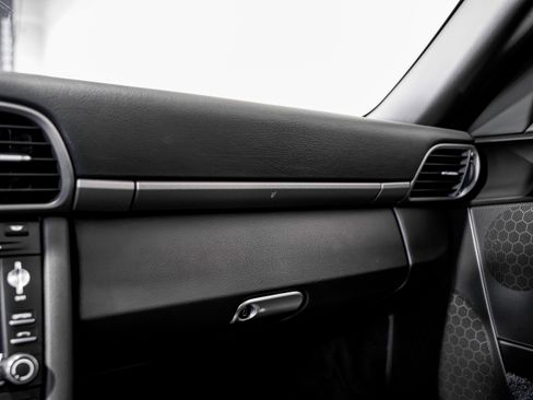 Used 2011 Porsche 911 Targa 4 image 15