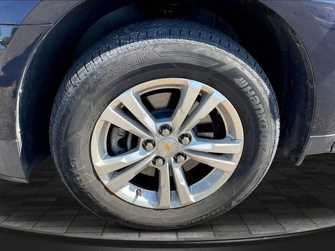 Used 2017 Chevrolet Equinox LS image 9