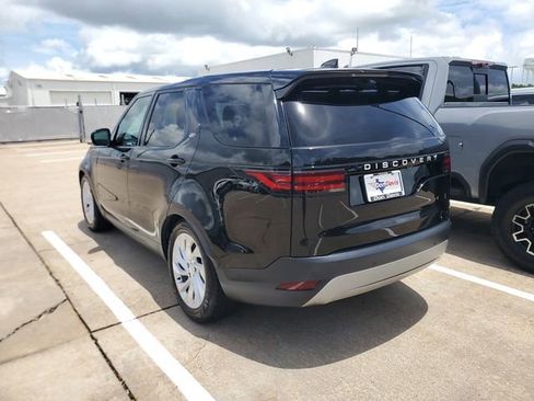 Used 2024 Land Rover Discovery S AWD/4WD image 8