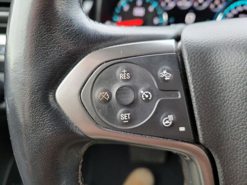 Used 2019 Chevrolet Suburban Premier image 20