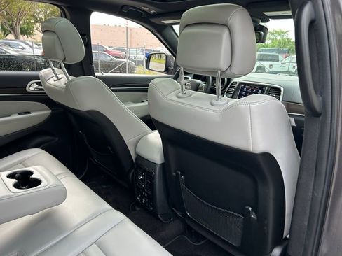 Certified 2018 Jeep Grand Cherokee Limited image 39
