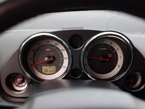 Used 2009 Mitsubishi Eclipse GS image 25