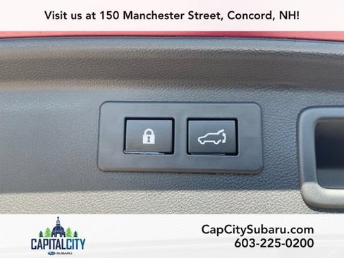 Used 2024 Subaru Forester Premium AWD/4WD image 10