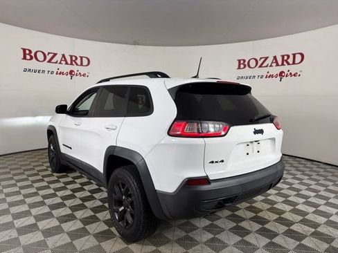 Used 2020 Jeep Cherokee Latitude AWD/4WD image 6