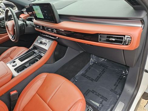 Used 2025 Lincoln Aviator Reserve w/ Illumination Package RWD image 21