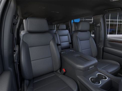 Used 2024 Chevrolet Suburban Z71 w/ Off-Road Capability Package image 16