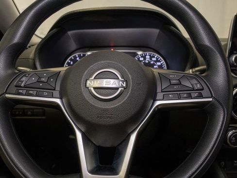 Used 2024 Nissan Sentra SV image 17