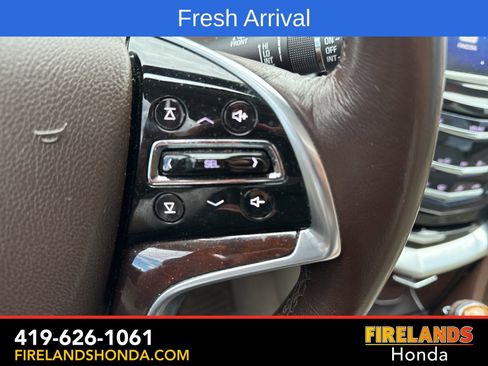 Used 2014 Cadillac SRX Luxury FWD image 18