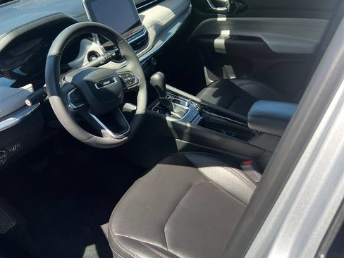Used 2024 Jeep Compass Limited AWD/4WD image 25
