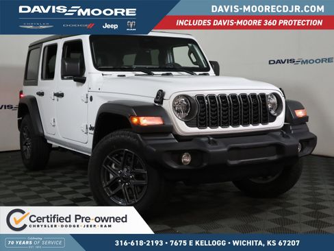 Used 2025 Jeep Wrangler Unlimited Sport AWD/4WD image 1