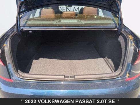 Used 2022 Volkswagen Passat 2.0T SE FWD image 13