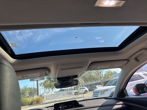 Certified 2025 MAZDA CX-30 AWD 2.5 S w/ Premium Package image 4