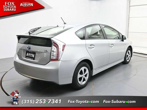 Used 2012 Toyota Prius Two FWD image 11
