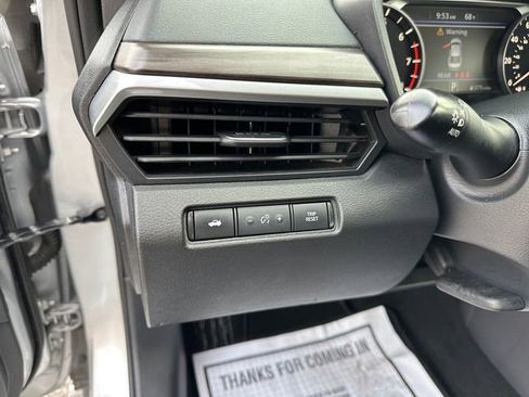 Used 2024 Nissan Altima 2.5 SV image 20