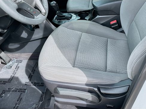 Used 2018 Hyundai Santa Fe Sport image 17