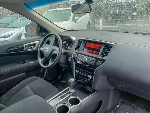 Used 2014 Nissan Pathfinder S FWD image 35