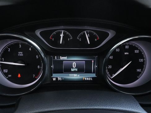 Used 2020 Buick Envision Essence w/ Experience Buick Package FWD image 20
