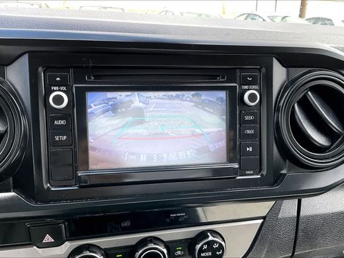 Used 2018 Toyota Tacoma SR RWD image 26