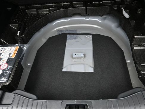 Certified 2025 Ford Escape Active image 26