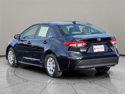 Used 2025 Toyota Corolla LE image 4