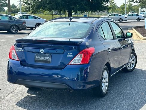 Used 2018 Nissan Versa SV w/ SV Special Edition Package FWD image 4