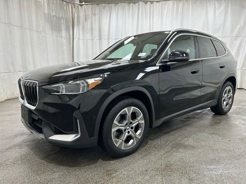 Used 2023 BMW X1 xDrive28i w/ Convenience Package image 4