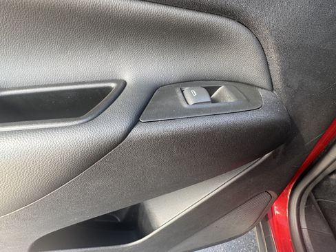 Used 2022 Chevrolet Equinox LT FWD image 14