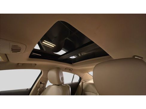 Used 2012 Buick LaCrosse Touring image 14