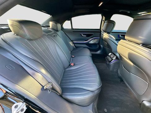 Certified 2023 Mercedes-Benz S 500 4MATIC image 28