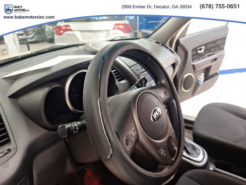 Used 2013 Kia Soul + image 15