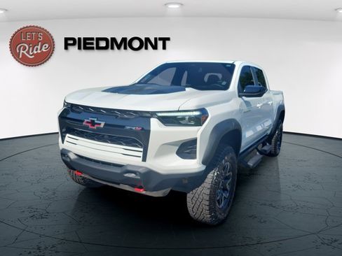 Used 2026 Chevrolet Colorado ZR2 AWD/4WD image 1