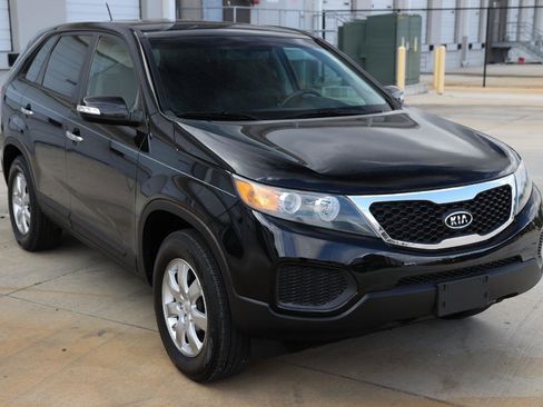 Used 2011 Kia Sorento 2WD image 15