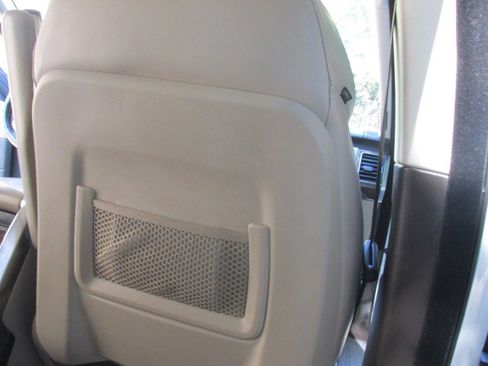 Used 2016 Land Rover Range Rover Sport HSE image 75