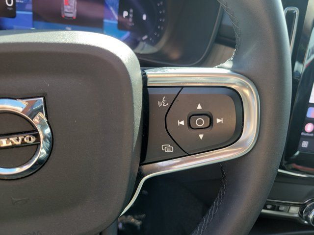 Used 2024 Volvo XC40 B5 Core w/ Protection Package Premier AWD/4WD image 27