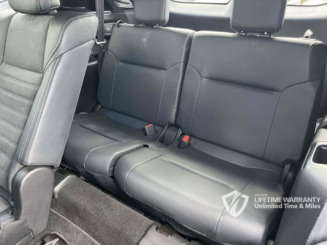 Used 2024 Mitsubishi Outlander SE Black Edition AWD/4WD image 19