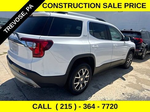 Used 2023 GMC Acadia SLT FWD image 11