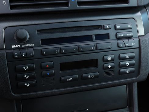 Used 2004 BMW M3 Coupe image 52