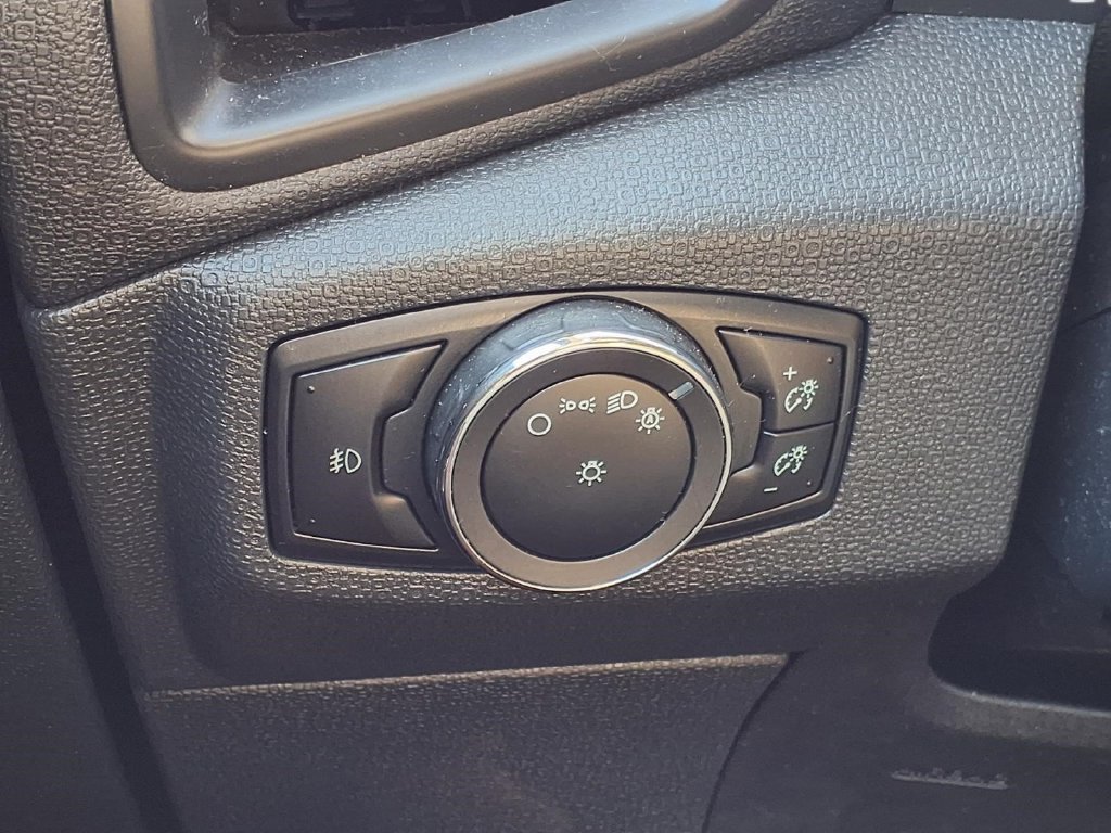 Used 2018 Ford EcoSport SE w/ SE Convenience Package FWD image 18