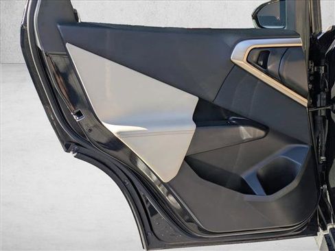 Used 2025 BMW X3 xDrive30i w/ Premium Package image 27