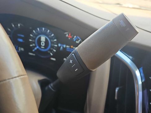 Used 2020 Cadillac Escalade Platinum AWD/4WD image 23