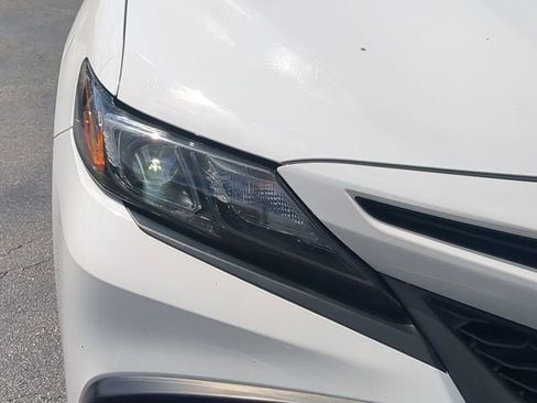 Used 2024 Toyota Camry SE w/ Convenience Package FWD image 10