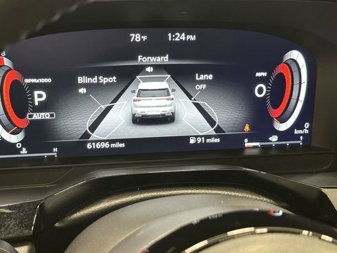 Used 2023 Nissan Pathfinder Platinum image 30