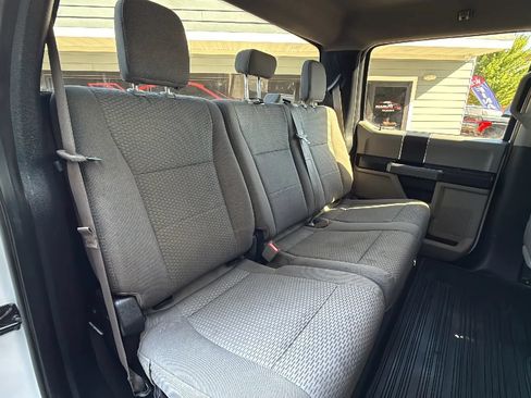 Used 2019 Ford F550 4x4 Crew Cab Super Duty w/ XLT Value Package image 26
