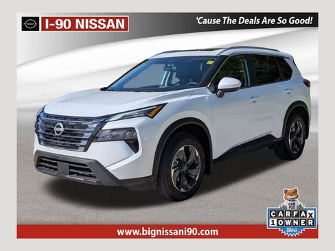 Certified 2025 Nissan Rogue SV w/ SV Premium Package AWD/4WD image 1