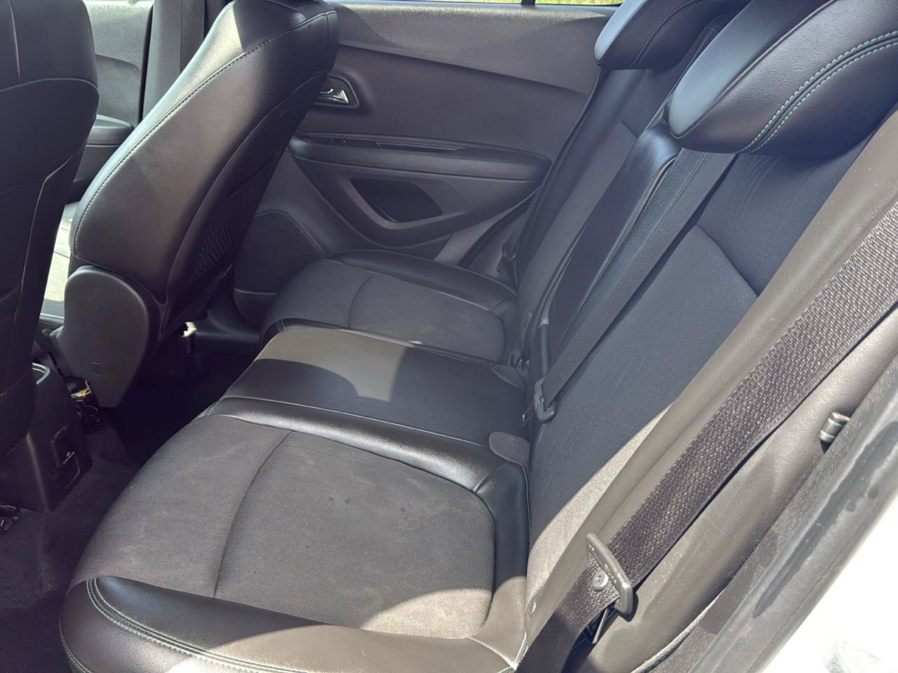 Used 2015 Chevrolet Trax LT FWD image 22